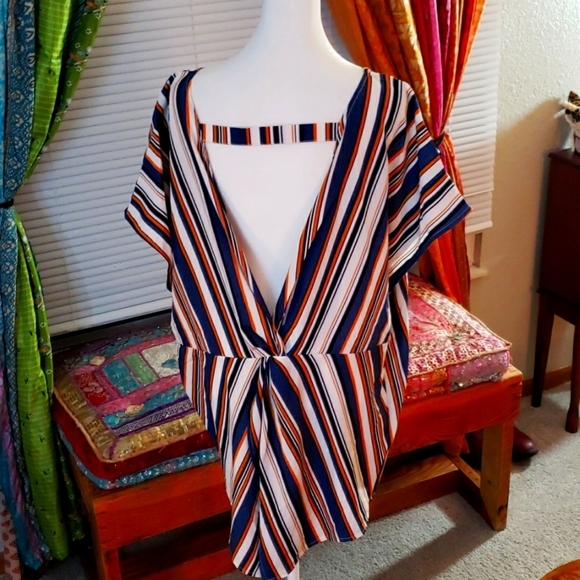 STRIPED Tux Tail Tunic - Picture 3 of 5